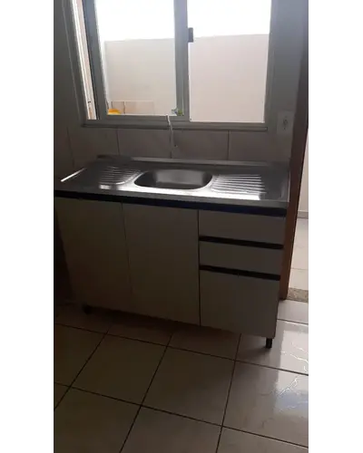Montagem de Gabinete de Pia
